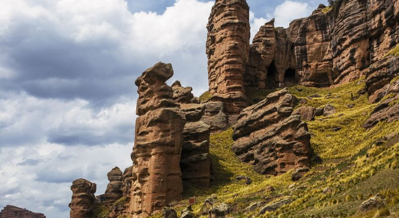 PUNO – SILLUSTANI – LAMPA – PUKARÁ – AYAVIRI – TINAJANI – PUNO (SERVICE PRIVADO)